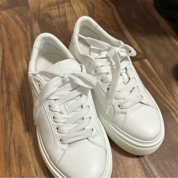 Givenchy White Platform Sneakers - Picture 8 of 8